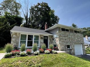 7905 Rodgers Rd, Elkins Park, PA 19027