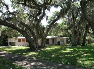 1105 Sylvan Dr, Sarasota, FL 34234