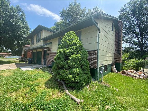 3rd image of 5223 Cypress Ave