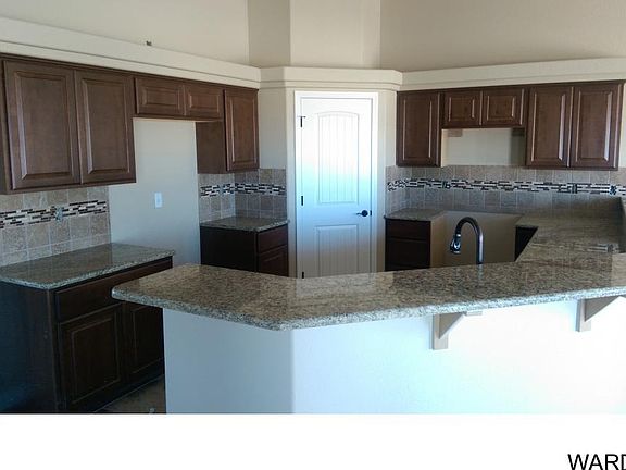 2nd image of 2496 Bonita Ln