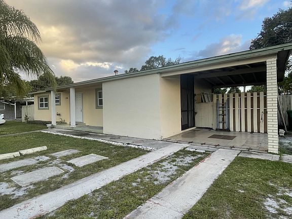 2nd image of 128 SE Prima Vista Boulevard