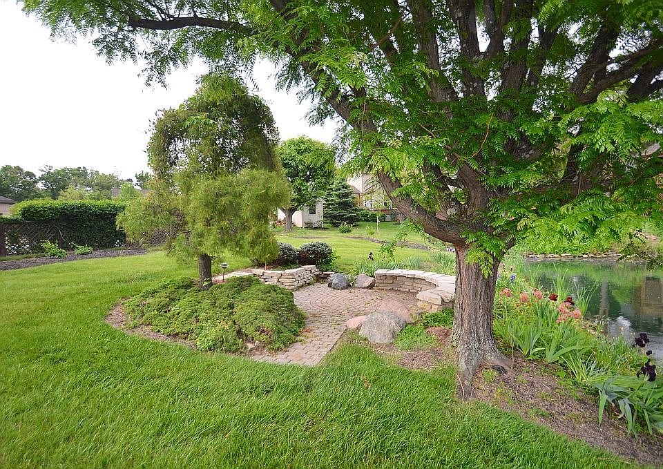 2nd image of 5829 Windsong Ct