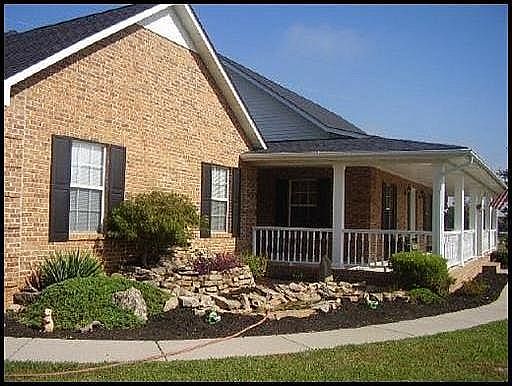 2nd image of 1242 N Wingate Way