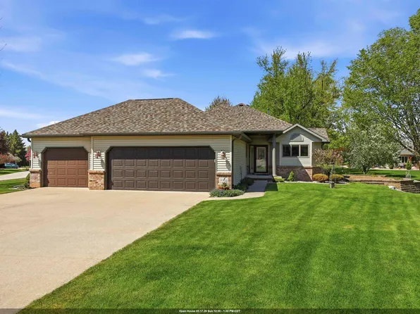 W5472 Edelweiss Ct, Appleton, WI 54913