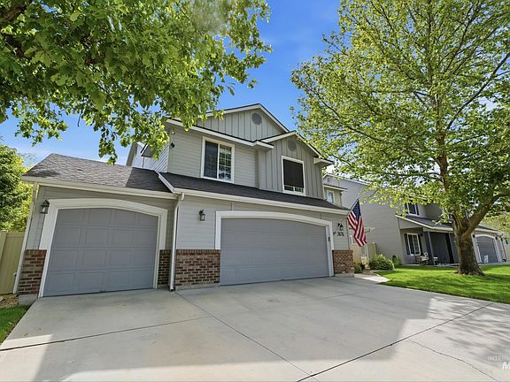 3rd image of 3676 S Ascaino Ave
