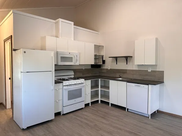 (undisclosed Address), Bend, OR 97701