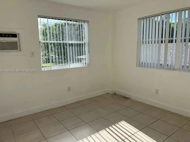 4245 NW 24th Ave — Photo 16
