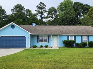 249 Zachary Ln, Hubert, NC 28539