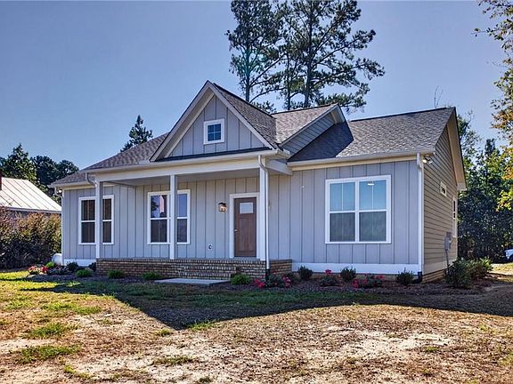 5th image of 19 Apache Dr