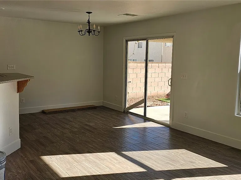 11606 Vesuvio Ct — Photo 2