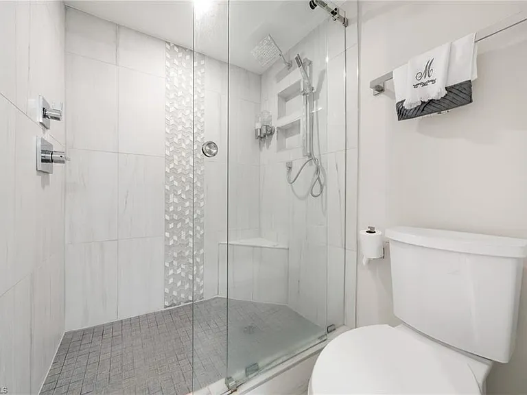 4001 Gulf Shore Blvd N #702 — Photo 23