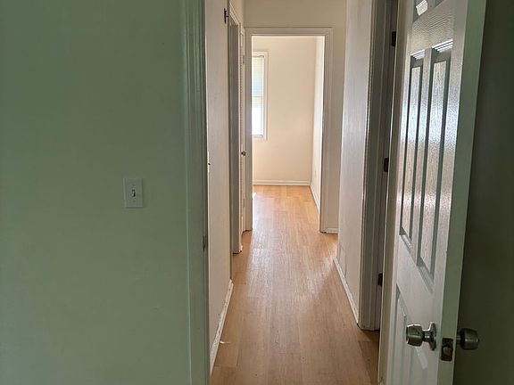 5th image of 217 Herbert St