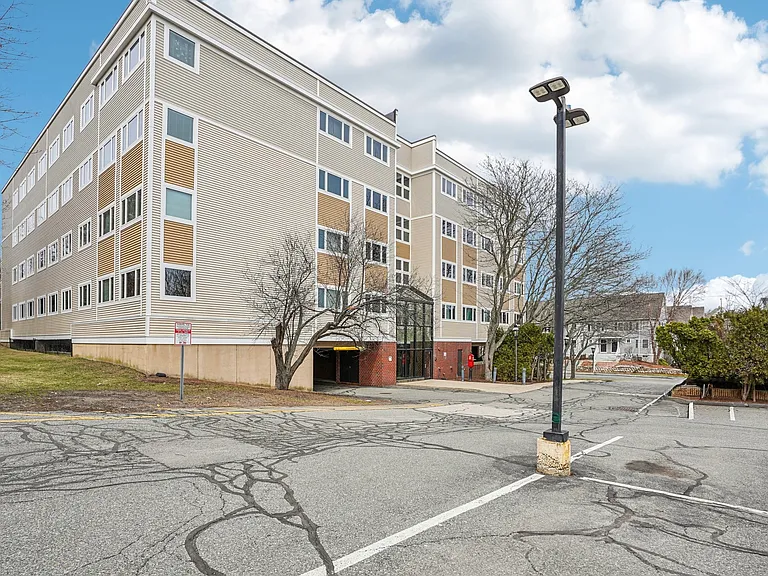 35 Desmoines Rd #209 — Photo 3