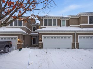 9796 Cupola Ln, Eden Prairie, MN 55347