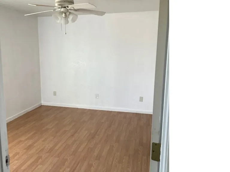 413 Brittney Way #D — Photo 16