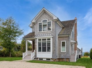 938 Sound Shore Rd, Riverhead, NY 11901