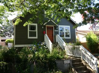 2147 N 62nd St, Seattle, WA 98103