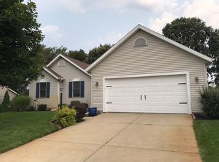 25775 Fox Tail Trl, South Bend, IN