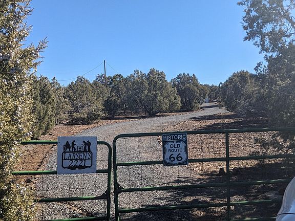 2nd image of 2221 N Bolinda Ln
