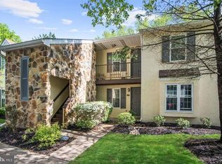 249 Valley Stream Ln, Chesterbrook, PA 19087