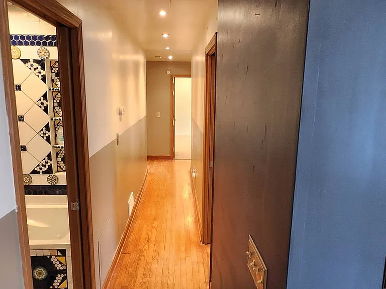 31441 Sheridan St — Photo 13