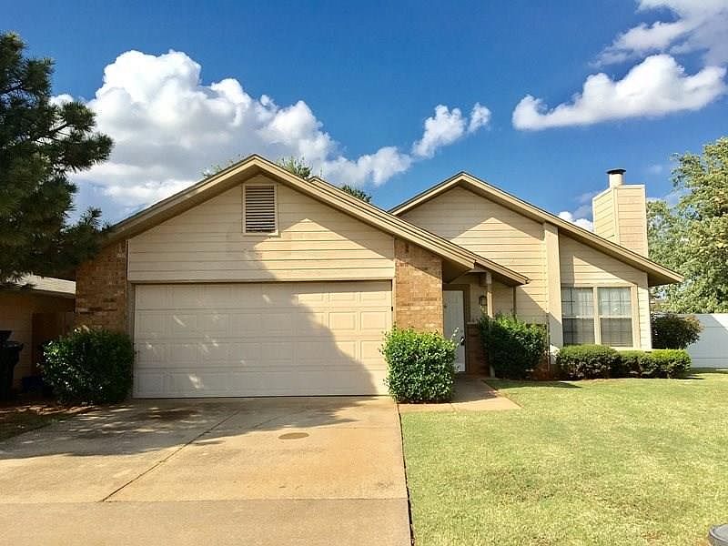 1st image of 6701 NW 124th St