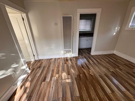 3rd image of 1442 W 60th St #1/2