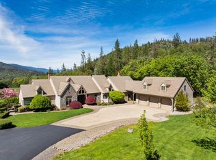 3396 Foots Creek Rd, Gold Hill, OR 97525