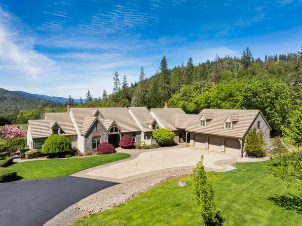 3396 Foots Creek Rd, Gold Hill, OR 97525