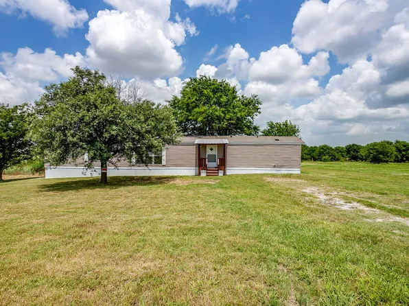 256 Hilltop Trl, Rhome, TX 76078