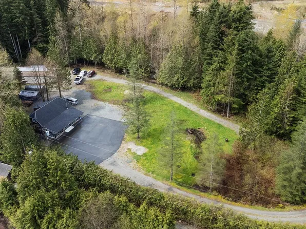 32152 Dewdney Trunk Rd, Mission, BC V4S 1L7