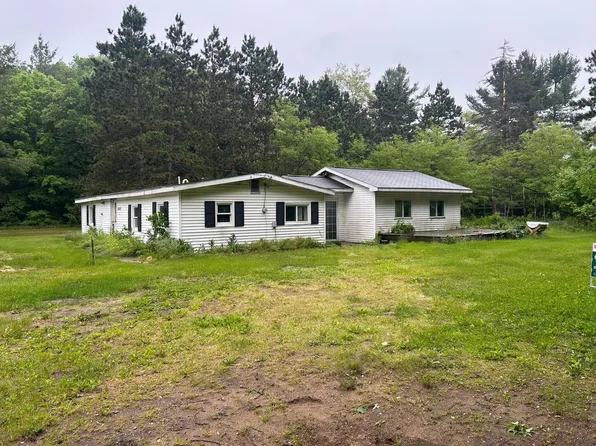 11312 S Fitzgerald Ave, Grant, MI 49327