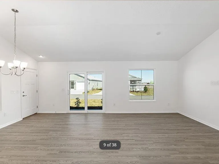 1746 Brody Ct — Photo 8