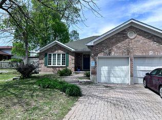 246 Doon Valley Dr, Kitchener, ON N2P1B3