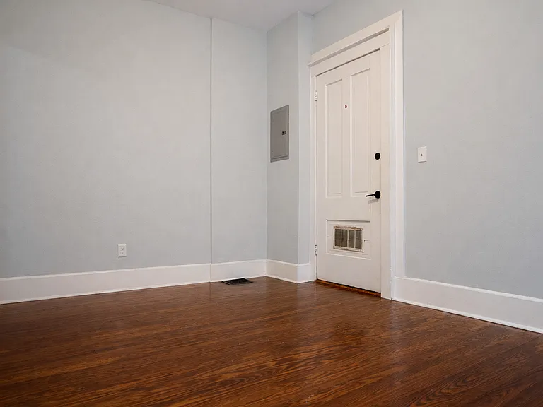 1345 S 3rd St — Photo 11