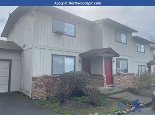 2024 NE Fairview Ave UNIT D, Grants Pass, OR 97526