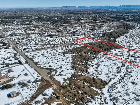 7737 Arrowhead Rd #38, Phelan, CA 92371