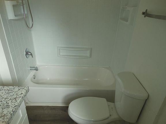 5th image of 2705 South St
