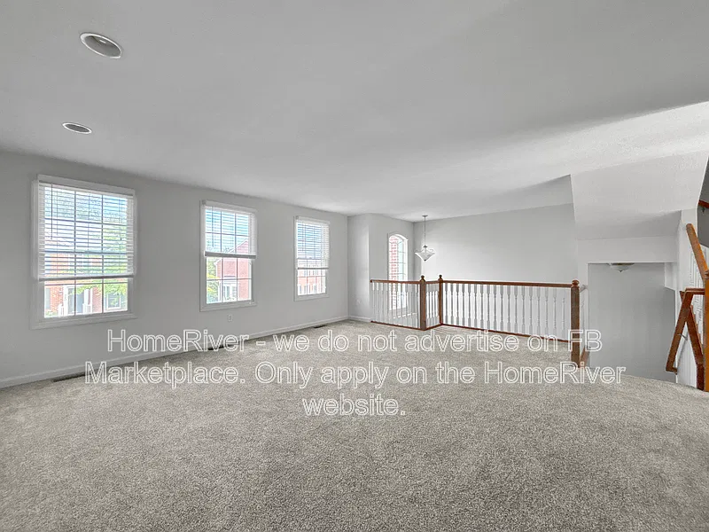3 bed, 2.0 bath, 1780 sqft, $2,200 — Photo 3