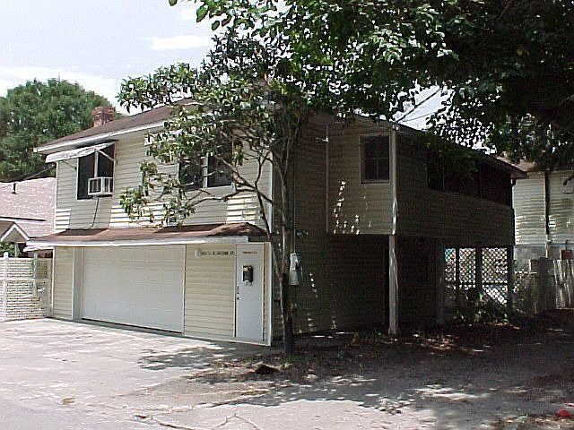 1st image of 801 1/2 E 2nd St