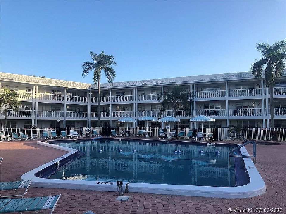 Pool area