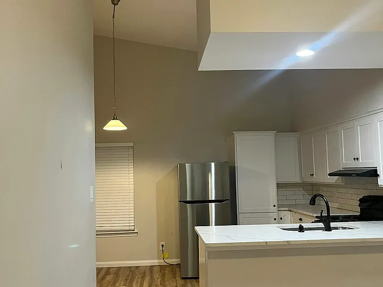 1904 Hearthstone Dr #102 — Photo 6