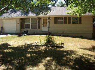 415 Hooke St, Liberty, MO 64068