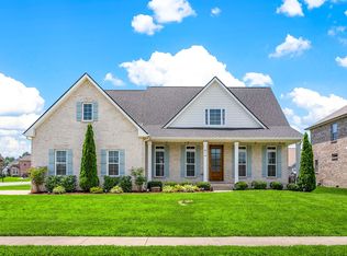 814 Ella Ln, Clarksville, TN