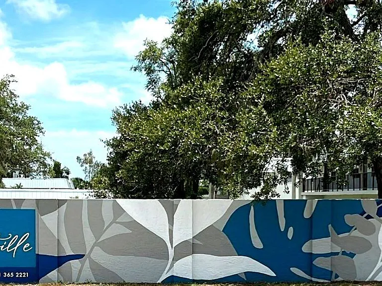 3232 On Fruitville — Photo 9