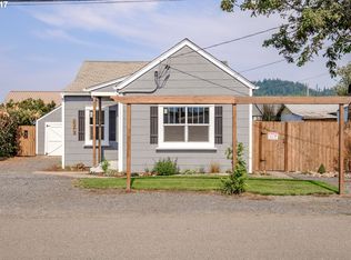 2349 Porter St, Lebanon, OR 97355