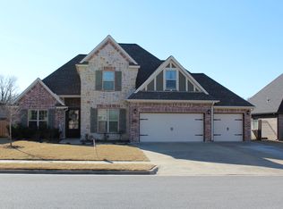 103 NW White Oak Rd, Bentonville, AR 72712