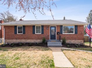 4704 Topping Rd, Rockville, MD 20852