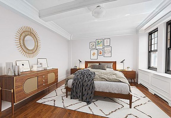 3rd image of 23 W 73rd St #906