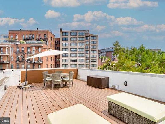 2nd image of 1321 21st St NW #6